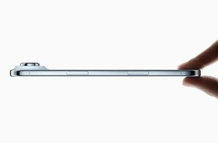 南岸苹果维修点分享iPhone 17 Air自动关机电源故障解析 